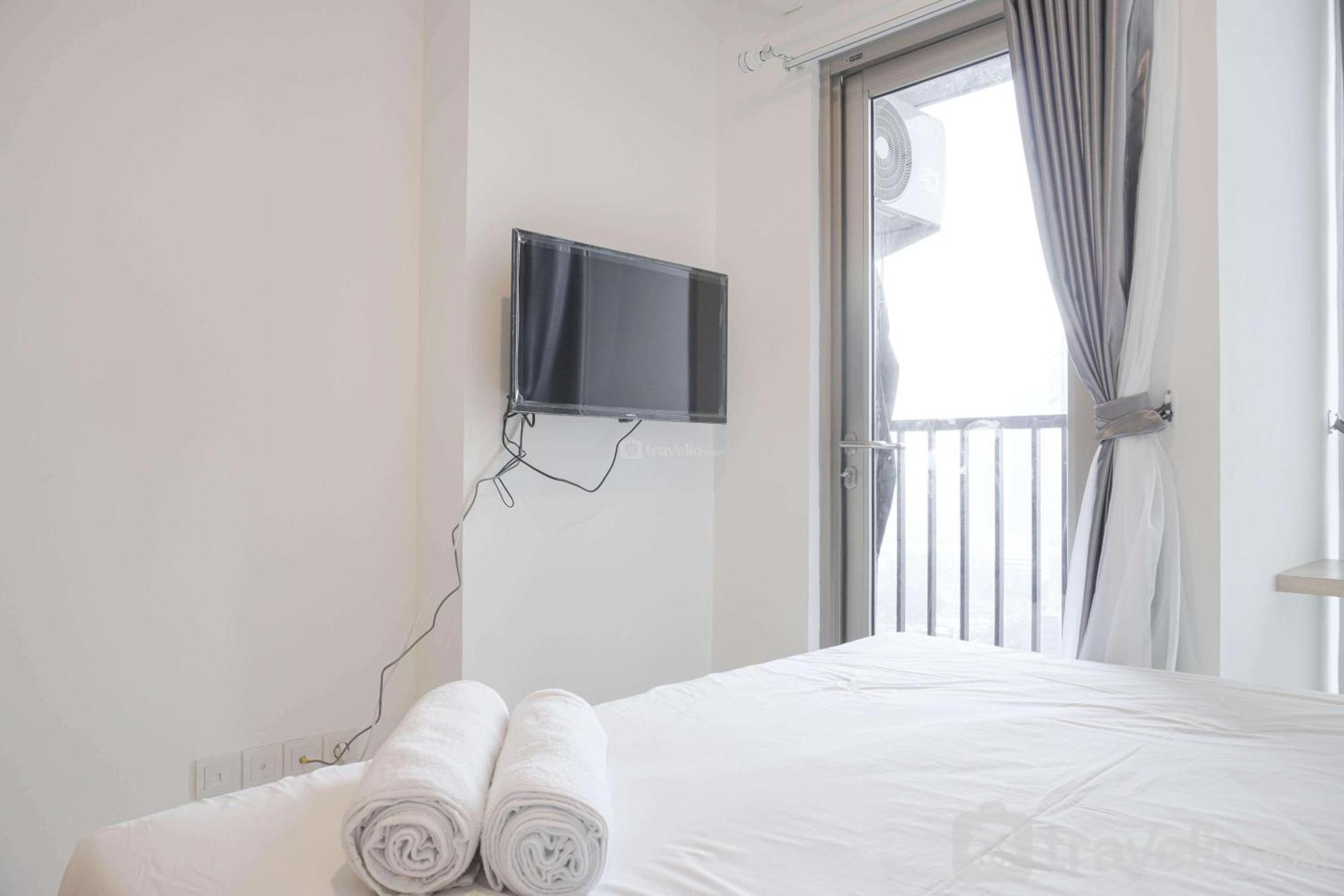 Comfort And Warm At Ciputra World 2 By Travelio * Jakarta